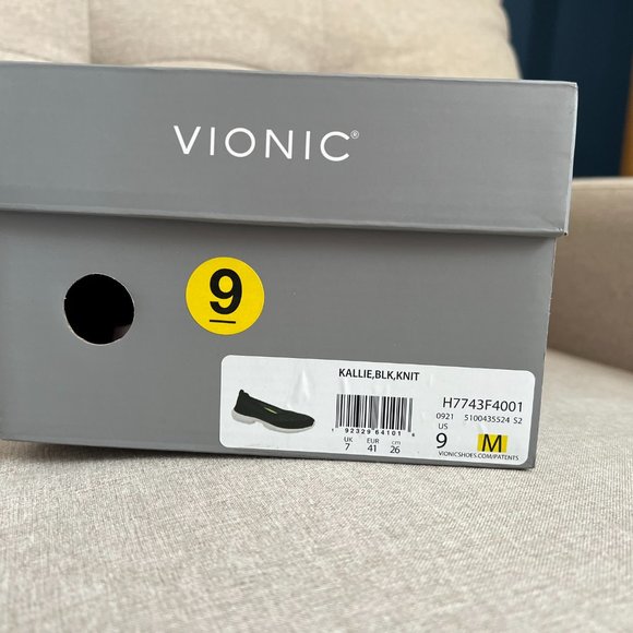 Vionic Black Flats with Neon Green Insole - Picture 5 of 5